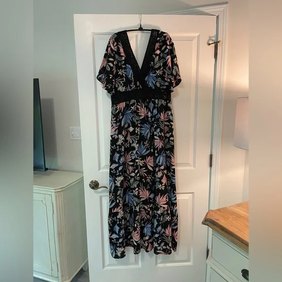 Kiyonna | Dresses | Kiyonna Empire Waist Flutter Sleeve Maxi Dress |  Poshmark